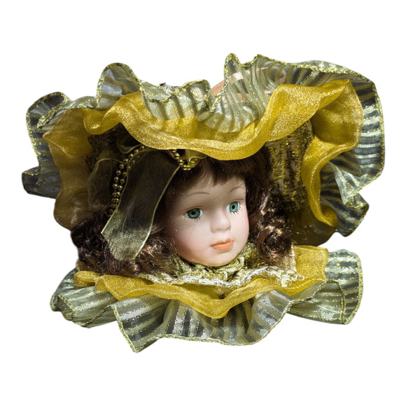 Victorian Style Porcelain Doll Head Ornament Hand Painted Dan Dee Collection - Picture 3 of 11